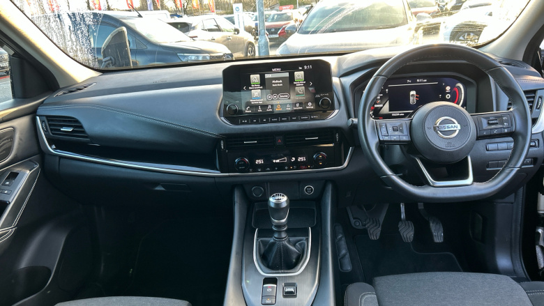 Nissan Qashqai 1.3 DiG-T MH N-Connecta 5dr Petrol Hatchback